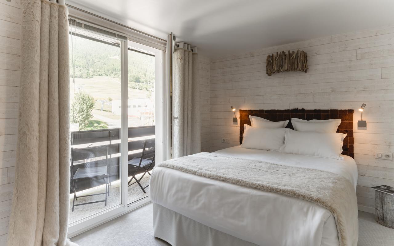 Hotel Rock Noir & La Salle-les-Alpes