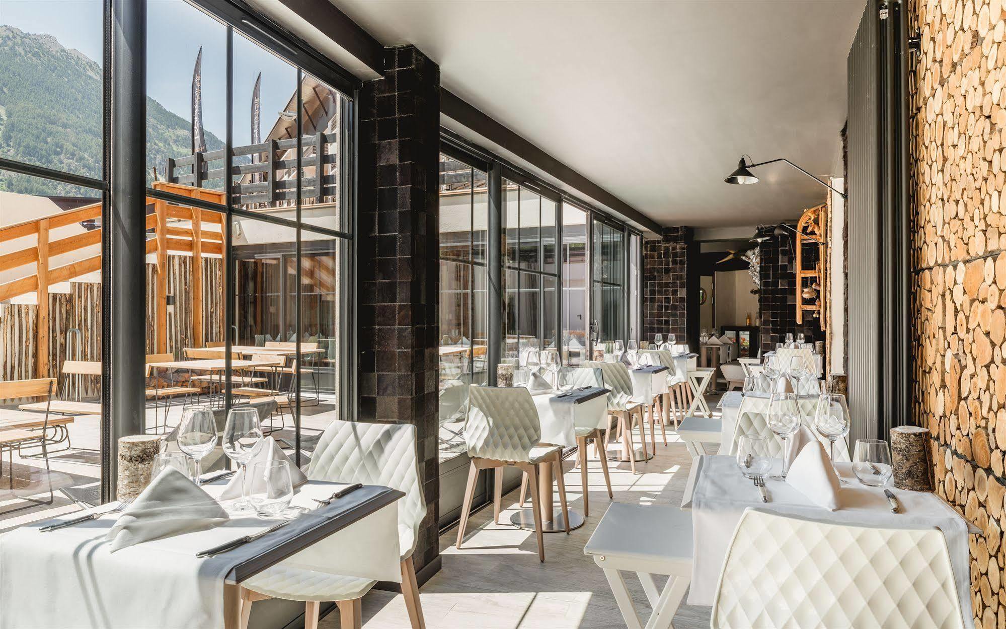 Hotel Rock Noir&spa La Salle-les-Alpes